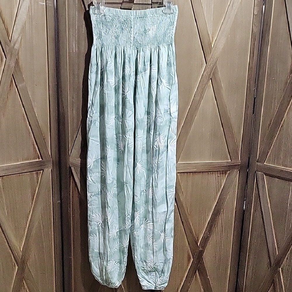 NWT Lotus And Luna Palm Animal Print Hatlem/Yoga  Pants Size Small/ Medium
